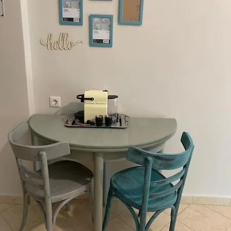 Apartment! Wifi, A/c, Netflix, Self Check-in! * Thessaloniki